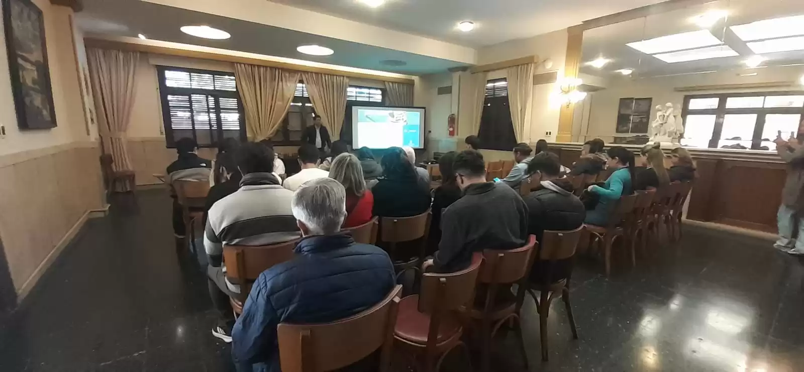 Sorpresa en el comienzo del examen de ingreso judicial: solo fue la mitad de los convocados