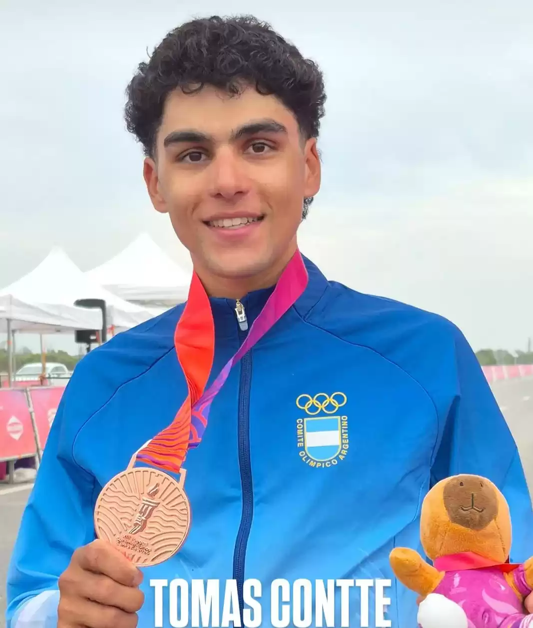 Tomás Contte obtuvo la medalla de bronce en el ciclismo de ruta masculino